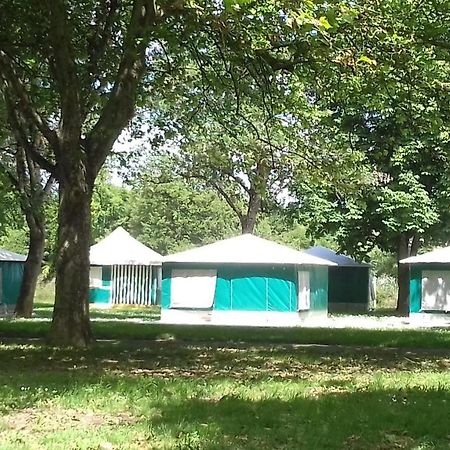 Camping Les Ombrages De L'Adour Hotel Aire-sur-lʼAdour Kültér fotó