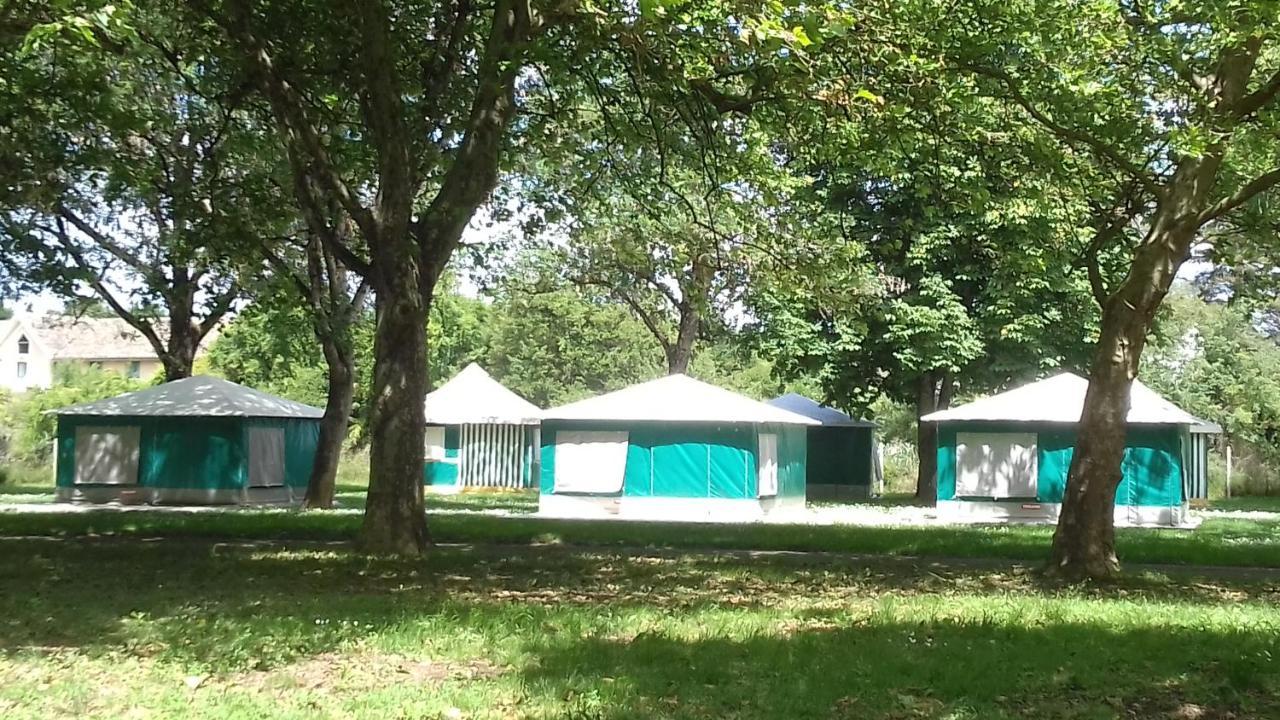 Camping Les Ombrages De L'Adour Hotel Aire-sur-lʼAdour Kültér fotó
